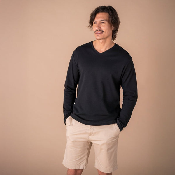 Le t-shirt en coton bio ML - Col V homme noir, made in France