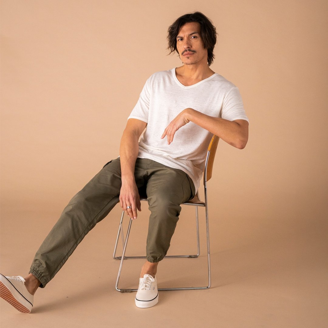 🇫🇷🌾 Le t-shirt col V en lin français
